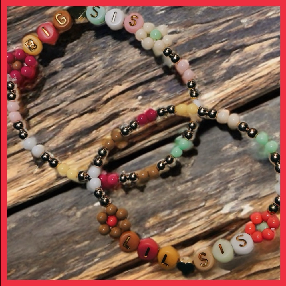 Beaded Big Sis / Lil Sis Bracelet set ( new handmade )